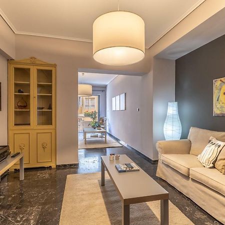 Tranquil Central Apt, Behind Athens Caravel Area 외부 사진
