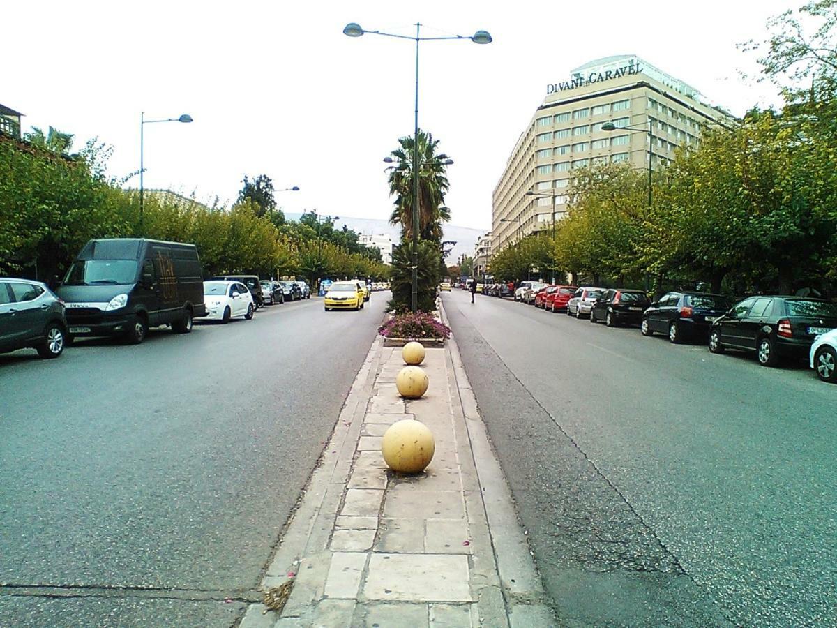 Tranquil Central Apt, Behind Athens Caravel Area 외부 사진